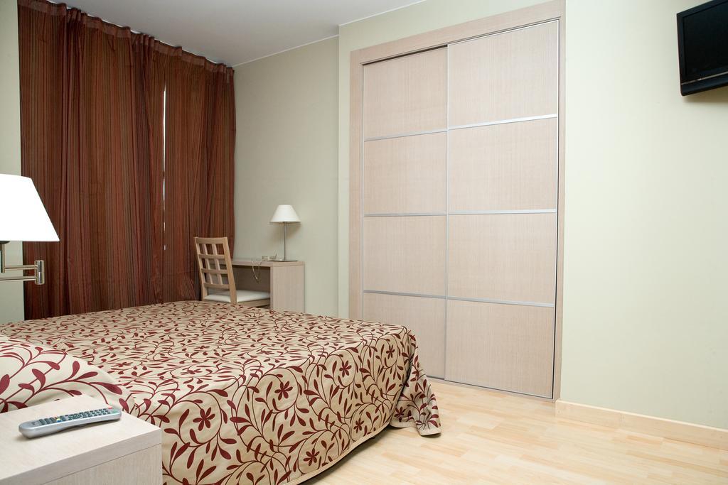Arcohotel San Mateo de Gállego Buitenkant foto