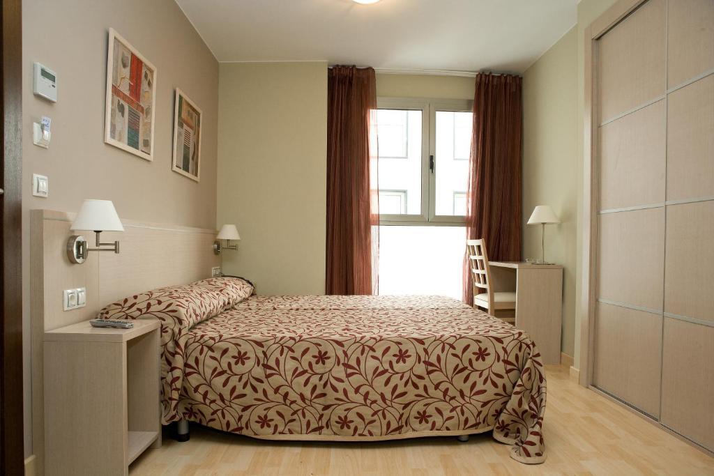 Arcohotel San Mateo de Gállego Kamer foto